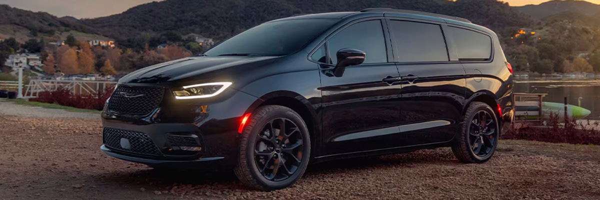 Side view of a Chrysler Pacifica