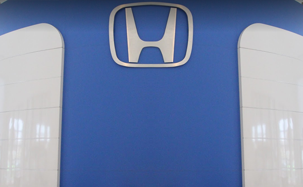 Legends Honda interior dealership image