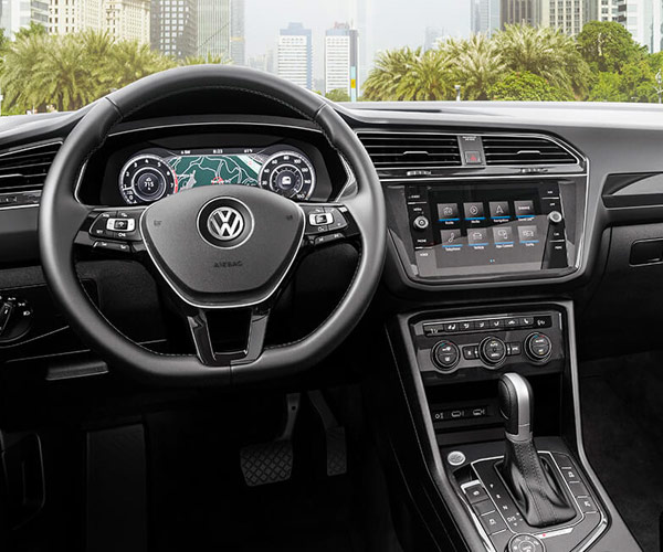 2018 Volkswagen Tiguan S Interior